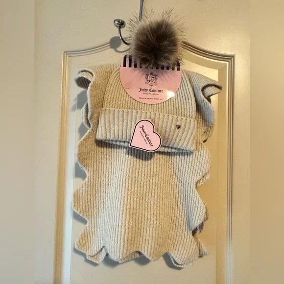 Juicy Couture Beige Knit Beanie and Scarf Set